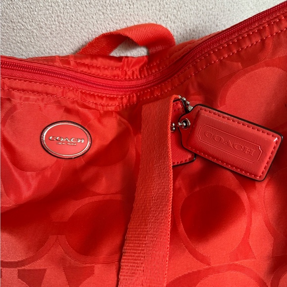 Coach Scarlet Signature Tote - Picture 6 of 6
